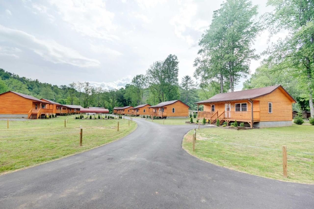 Cozy Bryson City Cabin On Tuck River With Fire Pit! Exteriör bild